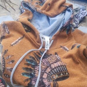 A Beautiful Brown Hoodie with Indian And Feather Print. Small